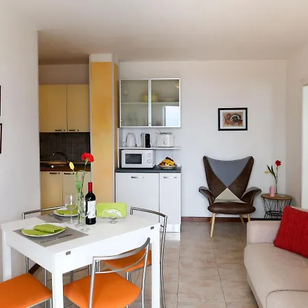 Viola-1 By Interhome Граведона